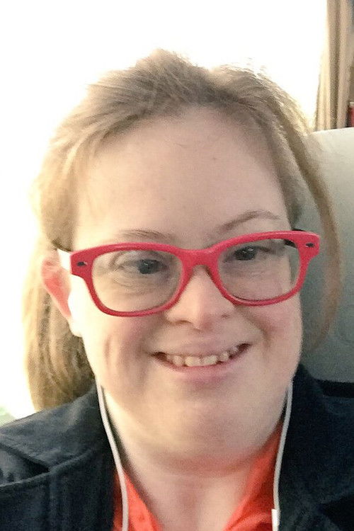 Tineke Van Haute as Robin