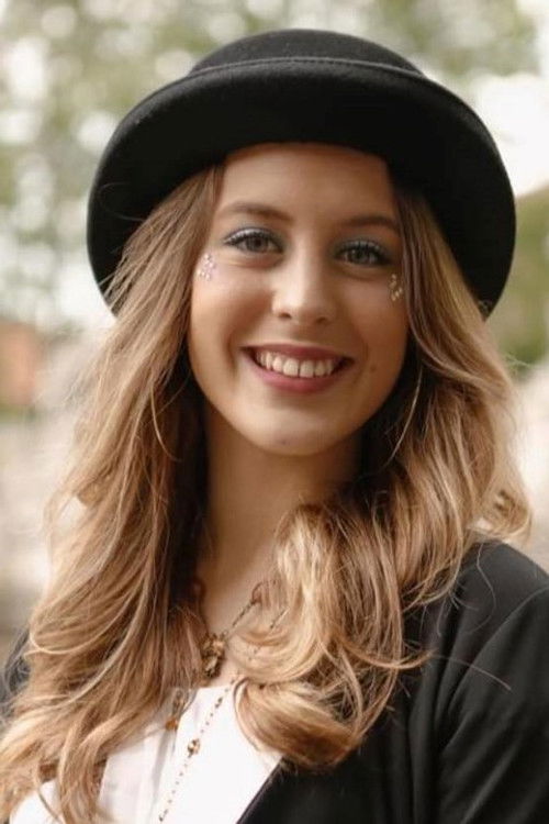 Vittoria Chiolero as Nadia