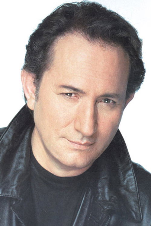 Makis Hristodoulopoulos as Singer