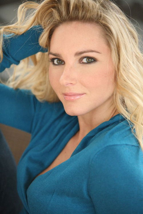 Anna Debecki as Mike's Stiefmutter