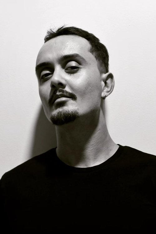 Silvio Goskova as Veton