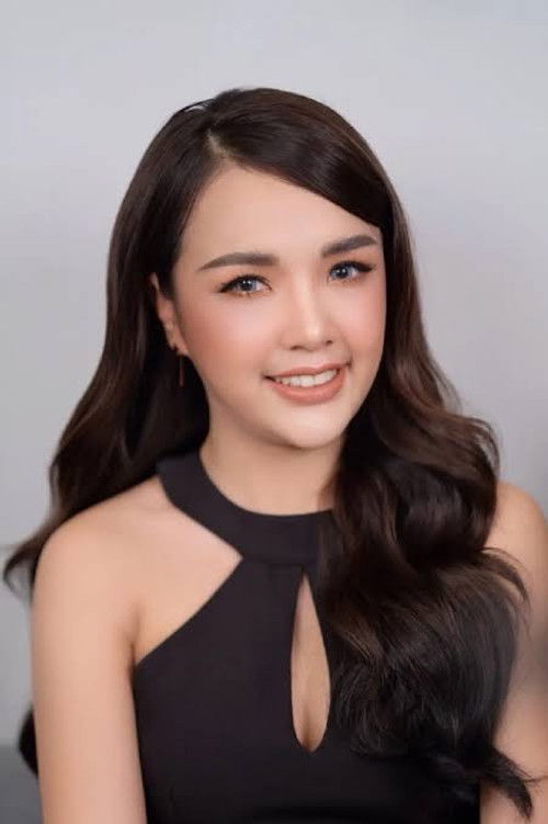 Ratchanok Suwanket as Dok Pak Boong