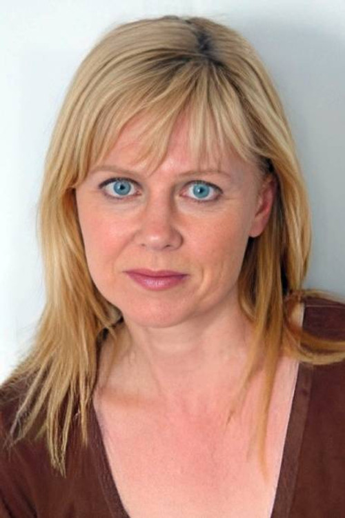 Birgit Bofarull as Vicki