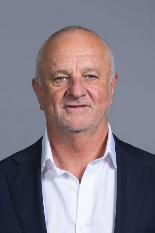 Graham Arnold as Self