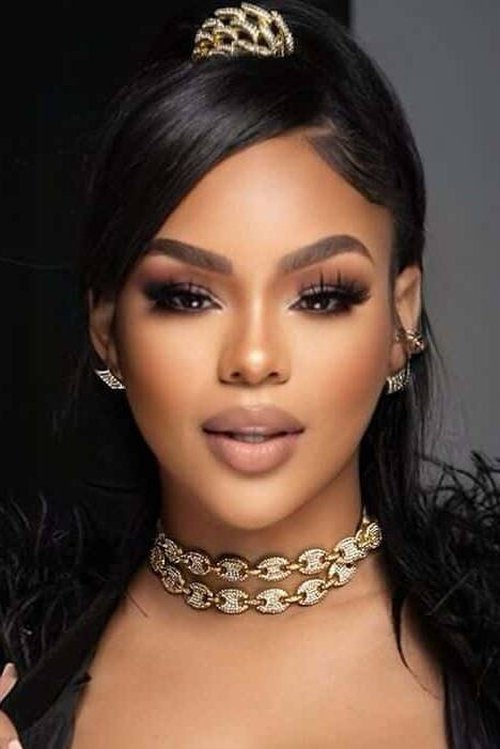 Reyna Love as Celess