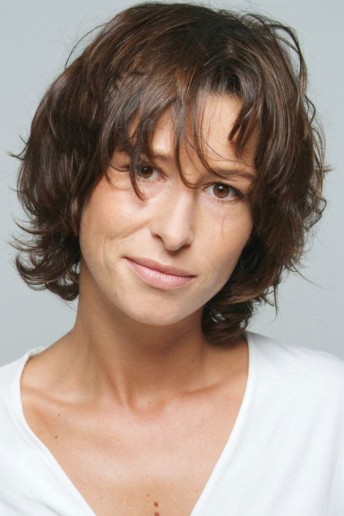 Elvire Melliere as Gisèle