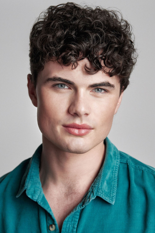 James-paul Mountstevens as Arlo