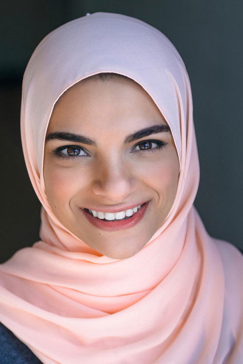 Asil Moussa as Egyptian Mother