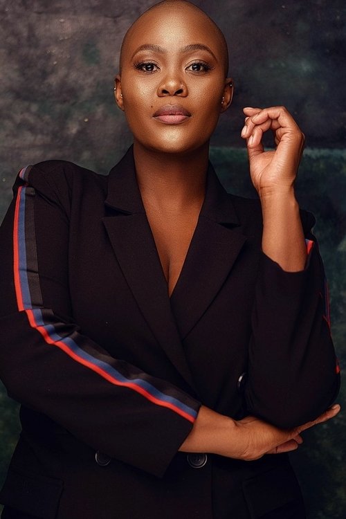 Zikhona Sodlaka as Juror 1