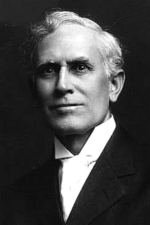 Albert Tavernier as Dr. Crawford Strange