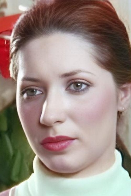 Sylvia Berg as Elfriede