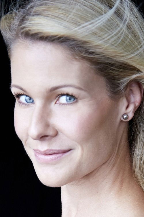 Karin Coulter McPherson as Maggie