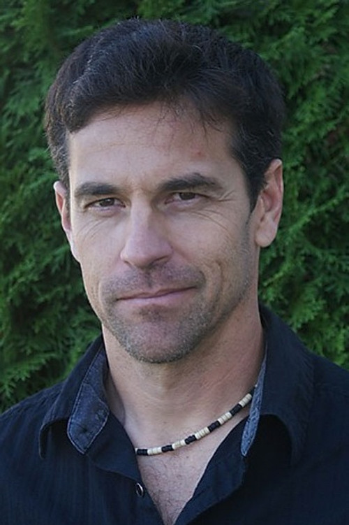 Brett Armstrong as Metcalf