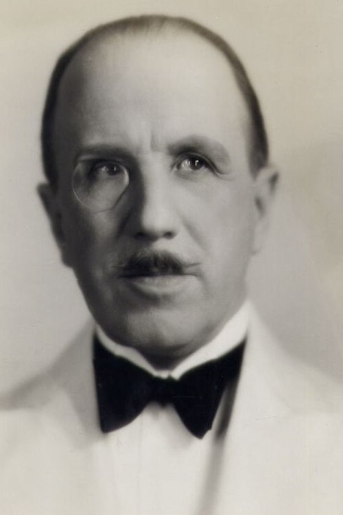 Arthur Hoyt as Smith, Faculty Member