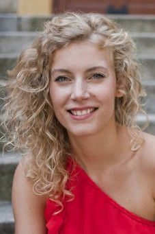 Andrea Sabová as Etela