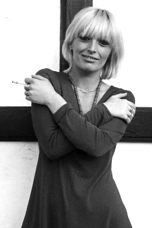 Gabriella Ferri as Lupa