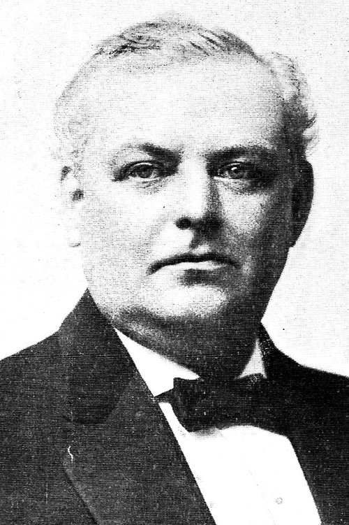 Peter Lang as Captain Ben Durling