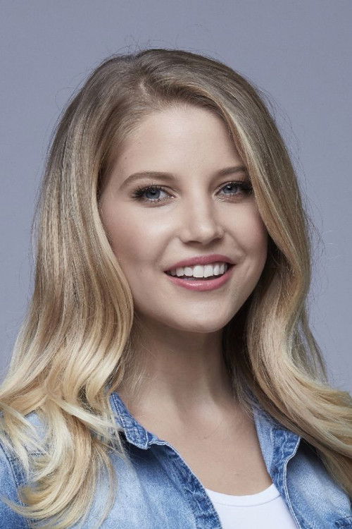 Szabó Zsófi as Herself