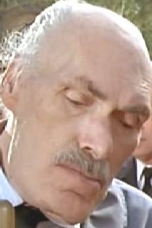 Antoine Mayor as le chauffeur de taxi