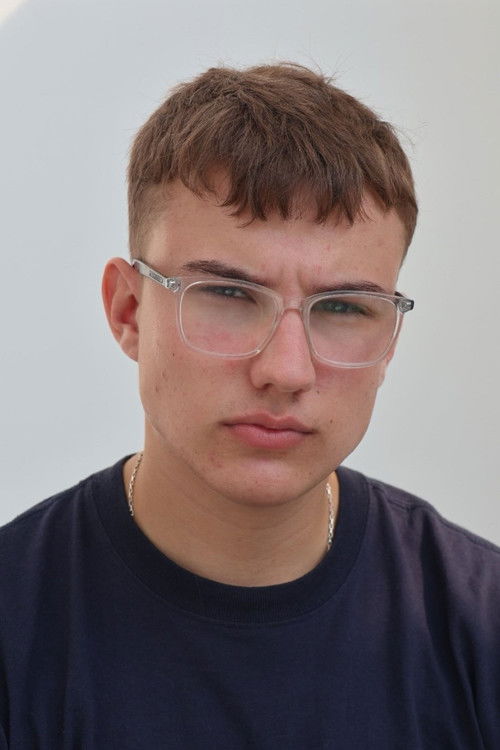 Freddie Taylor as Sam