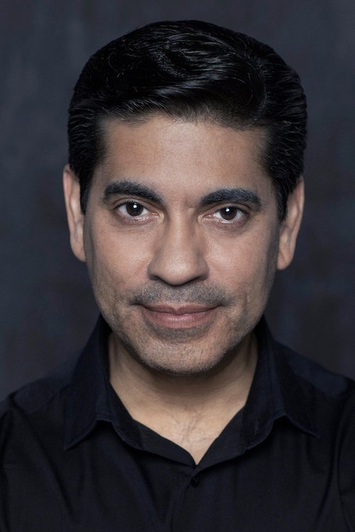 Xavier Sotelo as Officer Fontaine