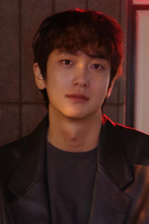 김흥준 as Kyu-Sung