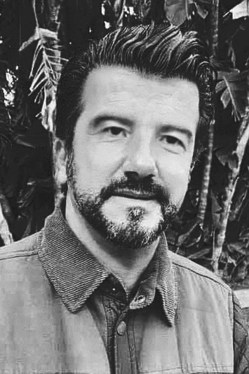 Hakim Dekkar as Tbash Lakhder's son