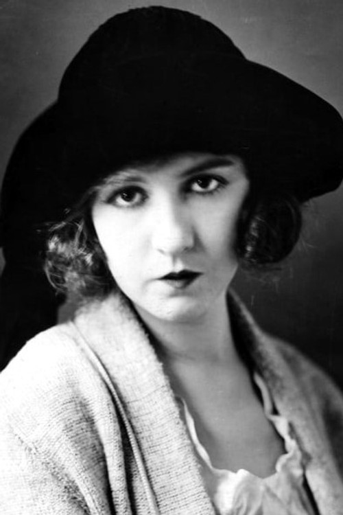 Dorothy Gish as Mrs. Skinner