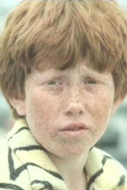 Andryusha Kurasov as Vitya-Makarona