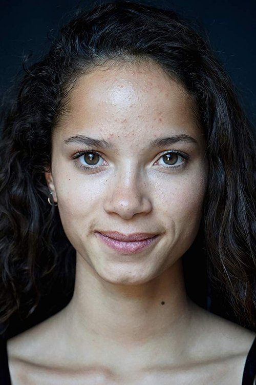 Lou Haltinner as Nelly