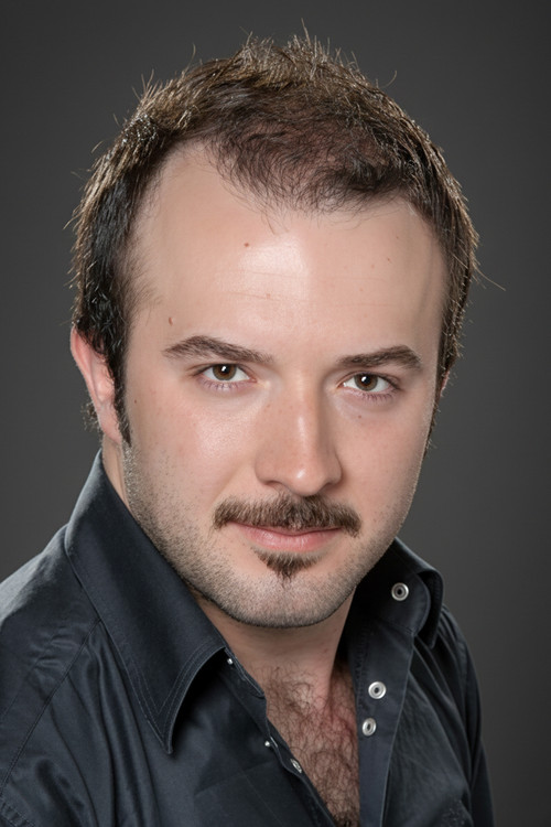 Aykut Köseler as 