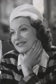 Bjørg Riiser-Larsen as Bjørg, en gjest