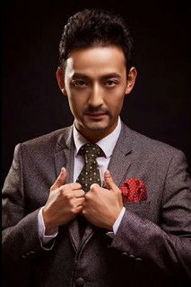 Wang Miao as Miao Wang