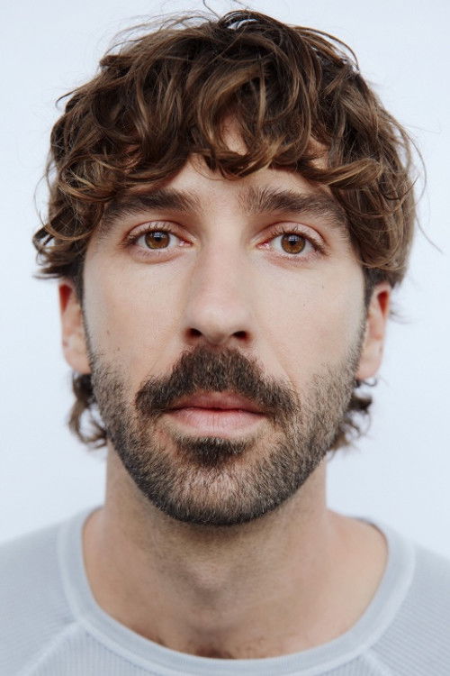 David Giguère as Thomas