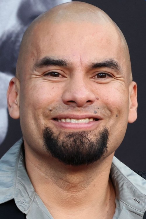 Daniel Moncada as Arturo