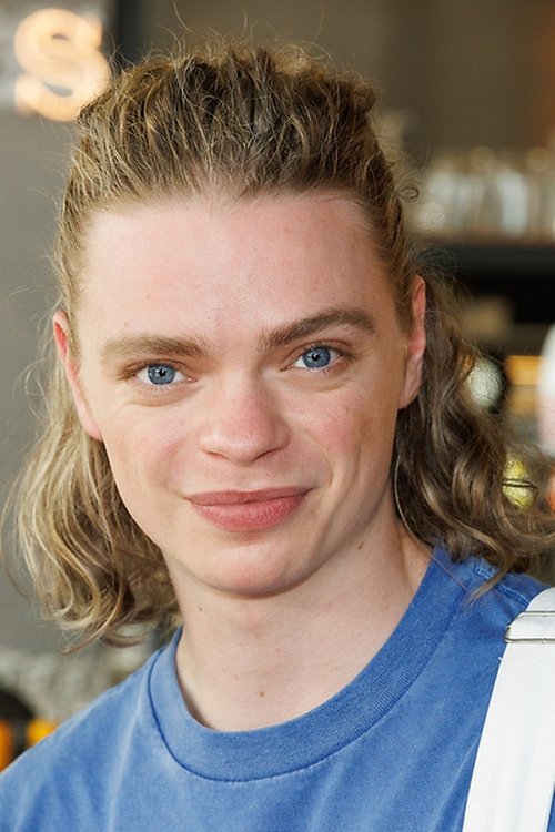 Ruben Santens as Ion