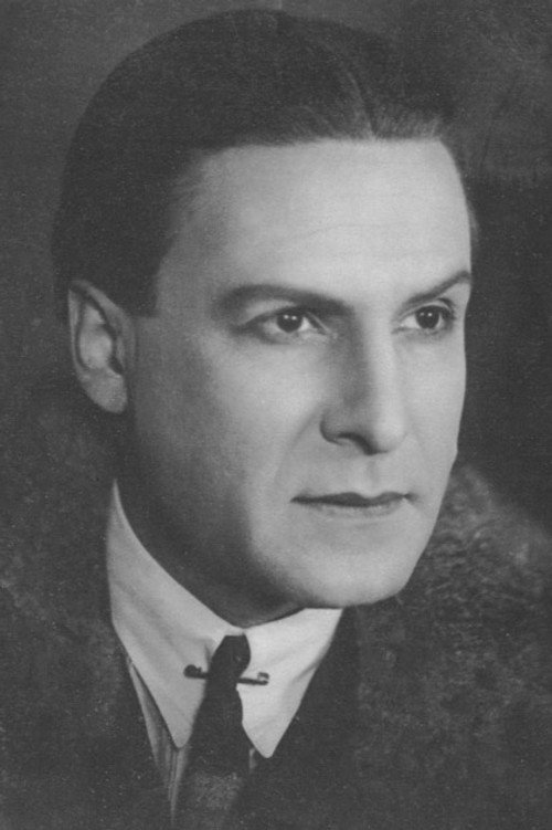 Pyotr Podvalniy as (uncredited)