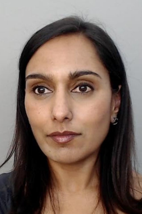 Natalie Cousteau as Ticket Inspector