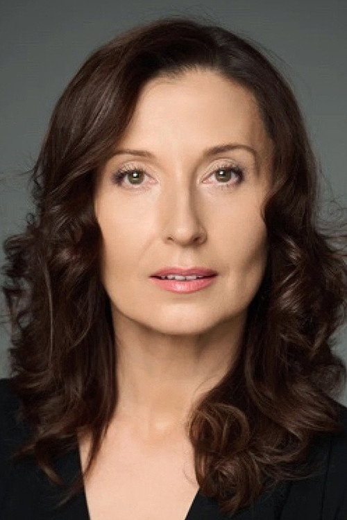 Лара Чаклин as доктор Марина Шверник