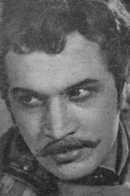 Yaroslav Baryshev as Petya