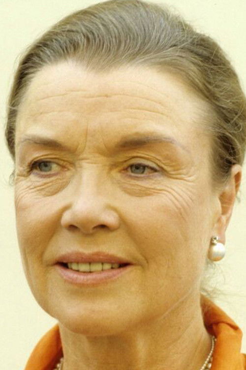 Eva Kotthaus as Nurse