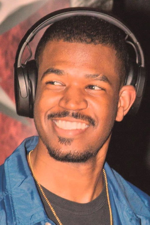 Julian Moriarty as Lee Moriarty