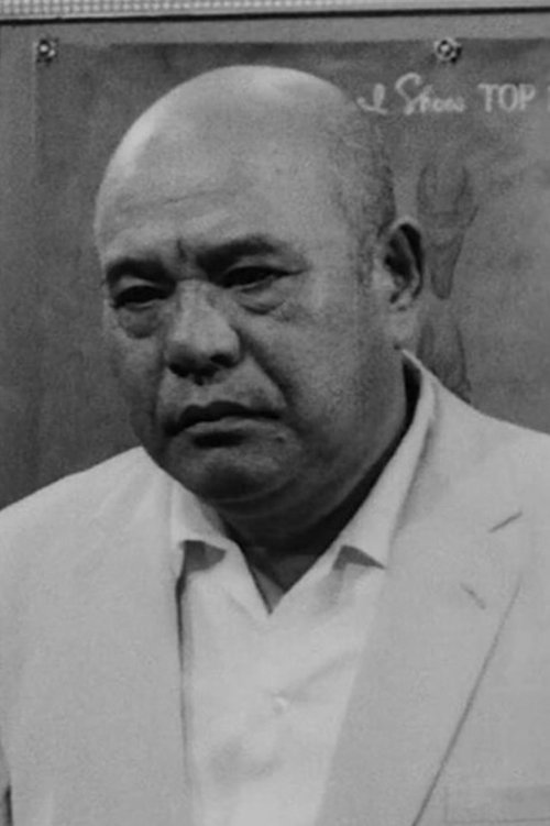 Kenjirō Ishiyama as 