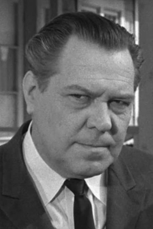 Kelly Thordsen as Sheriff Clark