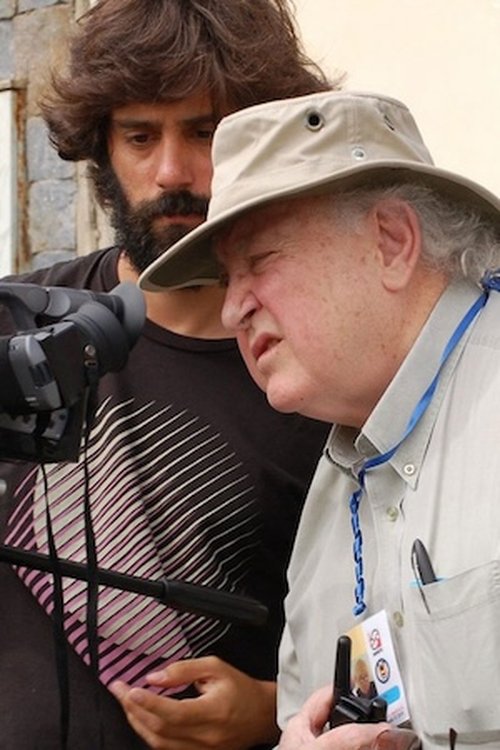 Luis Armando Roche as