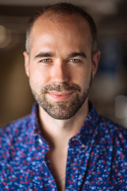 Pavle Jerinić as Apotekar