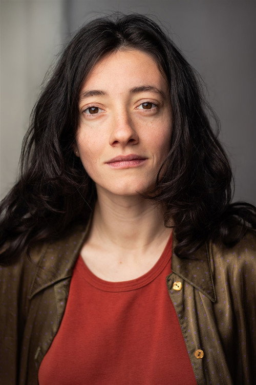 Lauretta Trefeu as L'ouvreuse