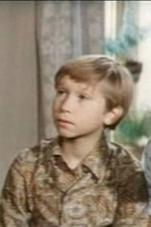 Vitya Mikhailov as юннат