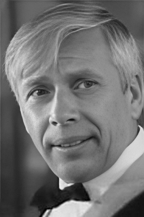 Boris Lukyanov as Паньков