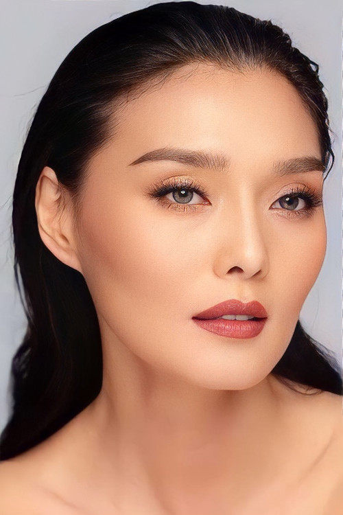 Russamee Thongsiripraisri as Patcharee